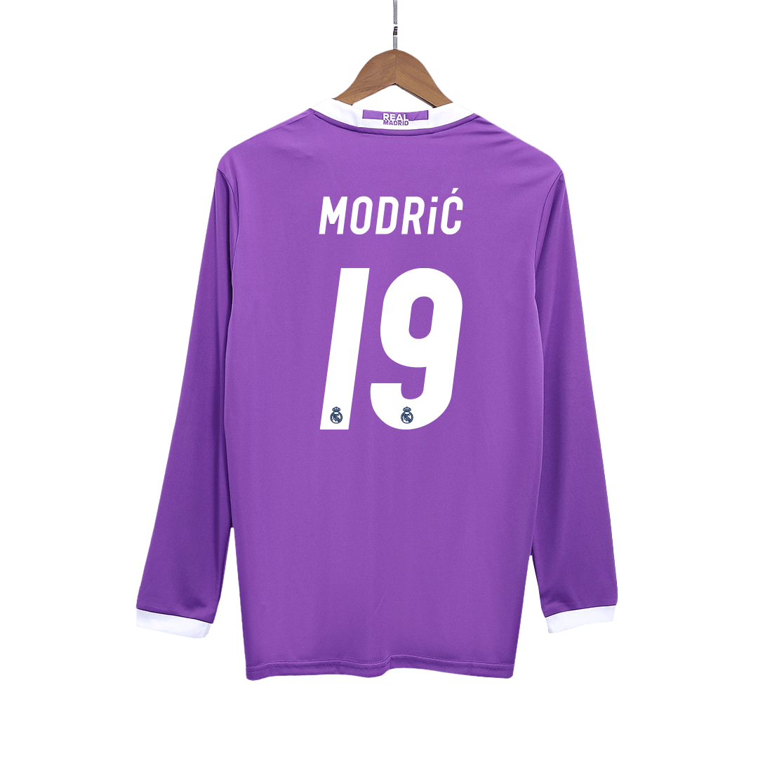 Camiseta Retro 2016/17 Modrić #19 Real Madrid Manga Larga
