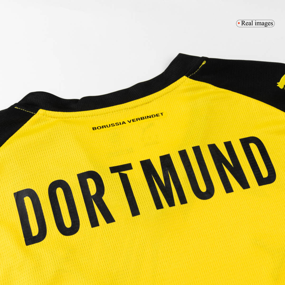 Conjunto Borussia Dortmund
2025/26 Primera Equipación