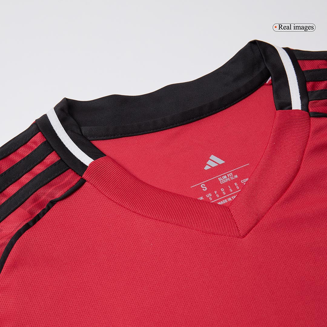 Conjunto Manchester United
2025/26 Primera Equipación
