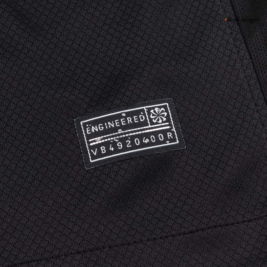 Conjunto Chelsea 
2025/26 Tercera Equipación