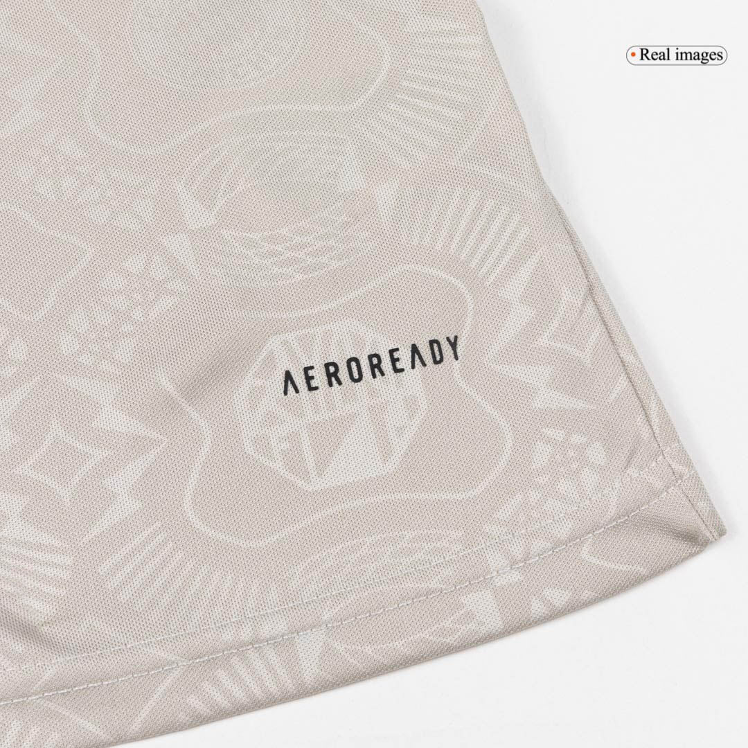 Conjunto Bayern Munich 
2025/26