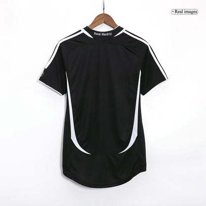 Retro 2006/07 Real Madrid Segunda Equipación