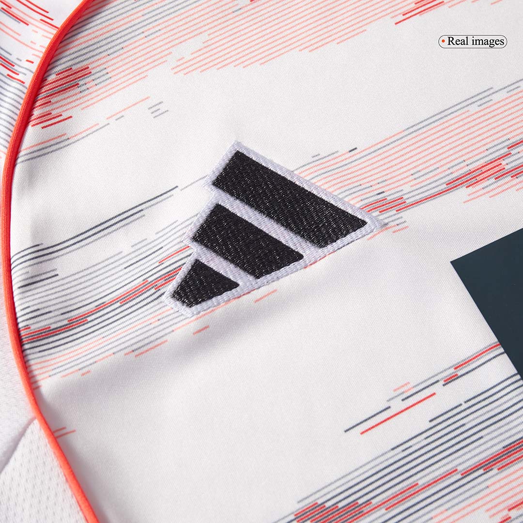 Camiseta UPAMECANO #2 Bayern Munich 2025/26 Segunda Equipación - Versión Hincha