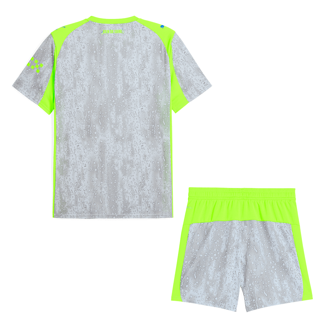 Conjunto Manchester City 
2025/26 Tercera Equipación