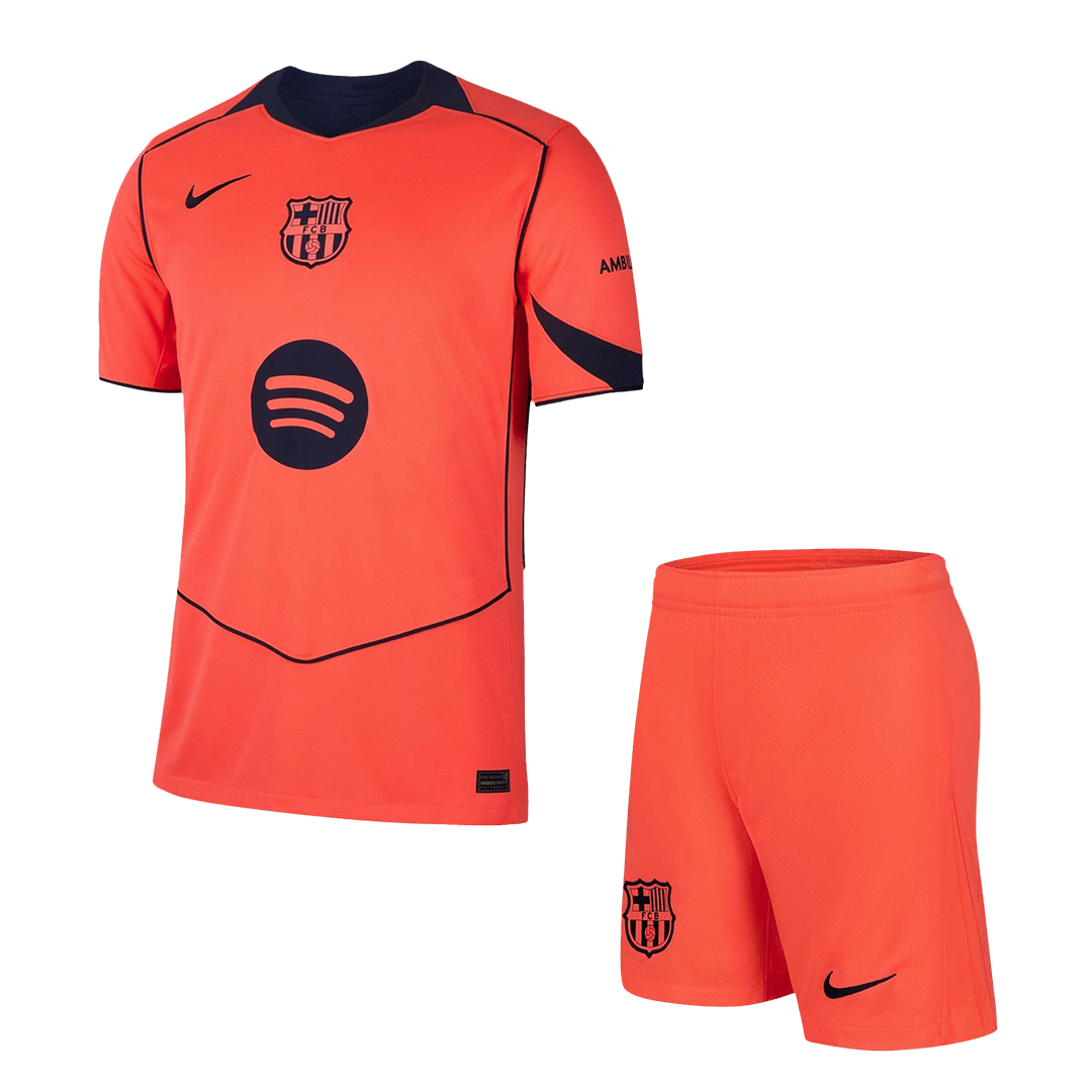 Conjunto Barcelona 
2025/26 Tercera Equipación