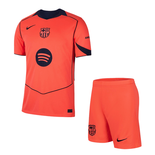 Conjunto Barcelona 
2025/26 Tercera Equipación