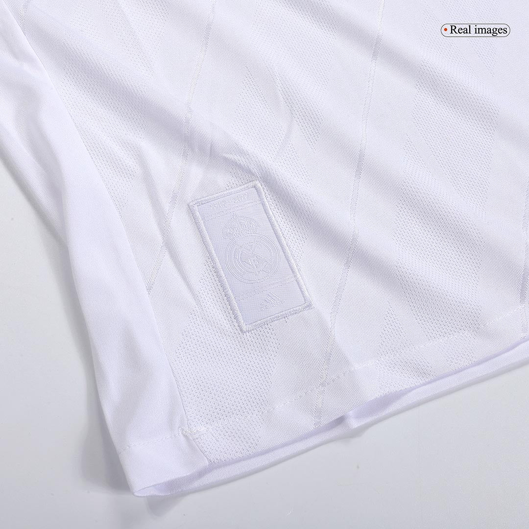 Retro 2017/18 Real Madrid Primera Equipación