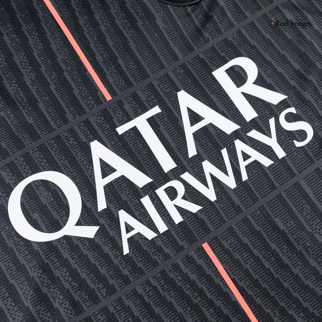 Conjunto PSG 
2025/26 Cuarta Equipación