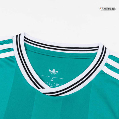 Camiseta EKITIKE #22 Liverpool 2025/26 Tercera Equipación - Versión Hincha