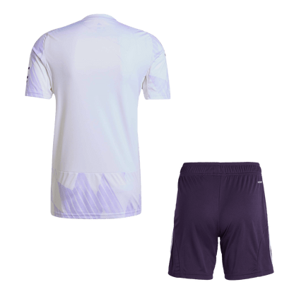 Conjunto Manchester United 
2025/26 Segunda Equipación (Camiseta + Pantalón Corto)