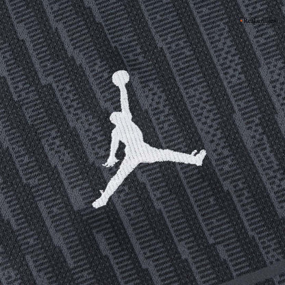 Conjunto PSG 
2025/26 Cuarta Equipación