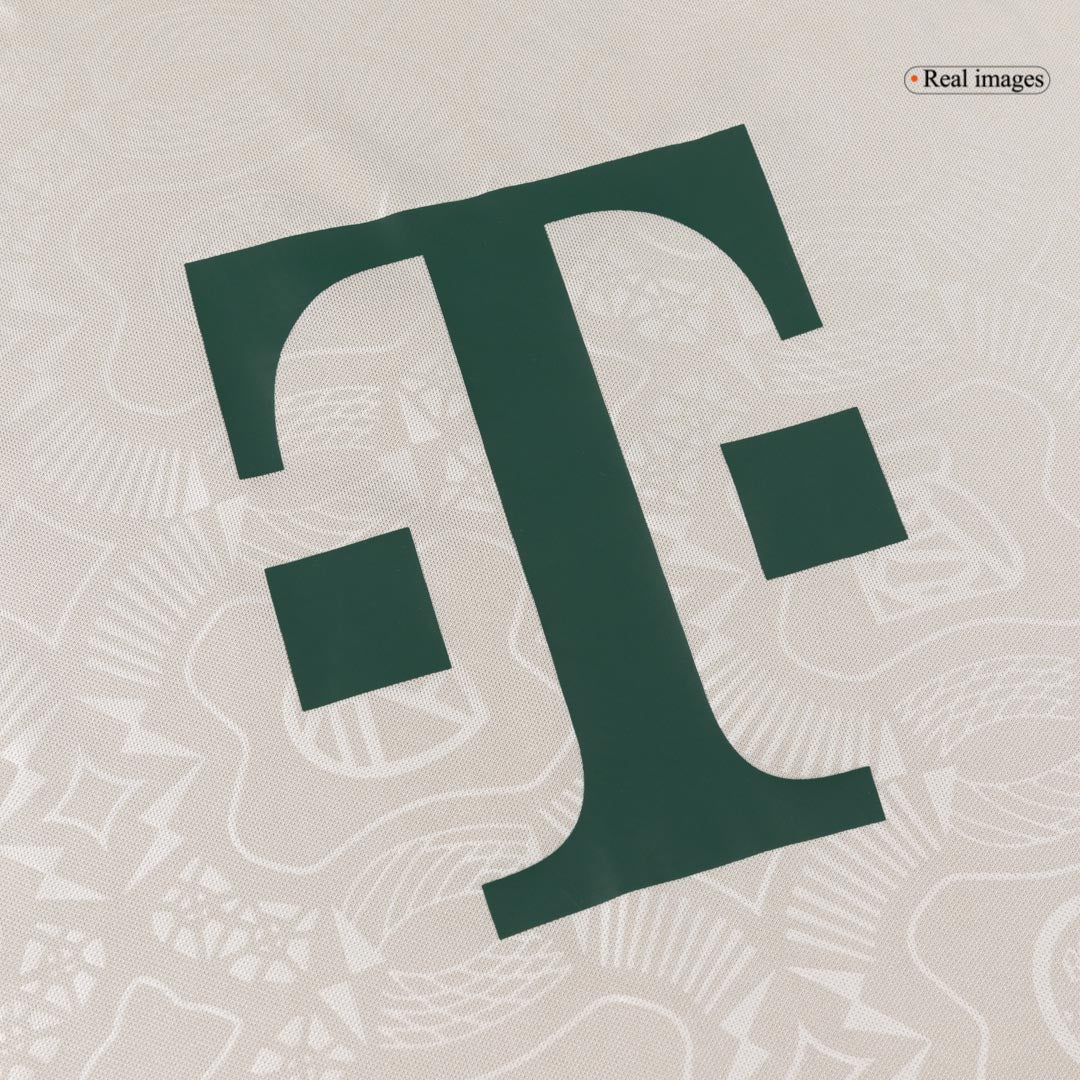 Conjunto Bayern Munich 
2025/26