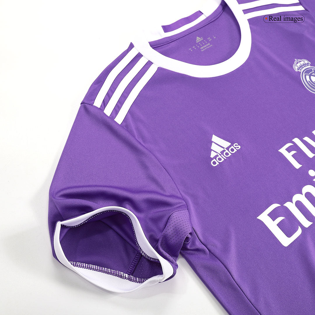 Retro 2016/17 Real Madrid Segunda Equipación