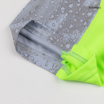 Conjunto Manchester City 
2025/26 Tercera Equipación